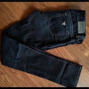 Dark Guess skinny jeans